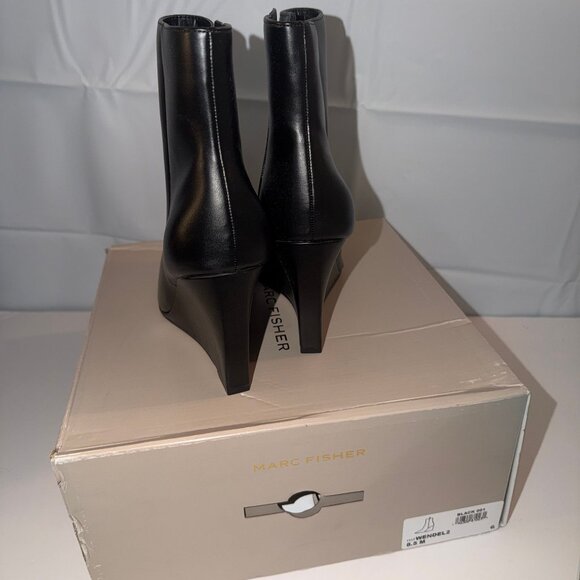 Marc Fisher Wendel2 Black Wedge Ankle Boots Pointed Toe Size 8.5 - Picture 4 of 8